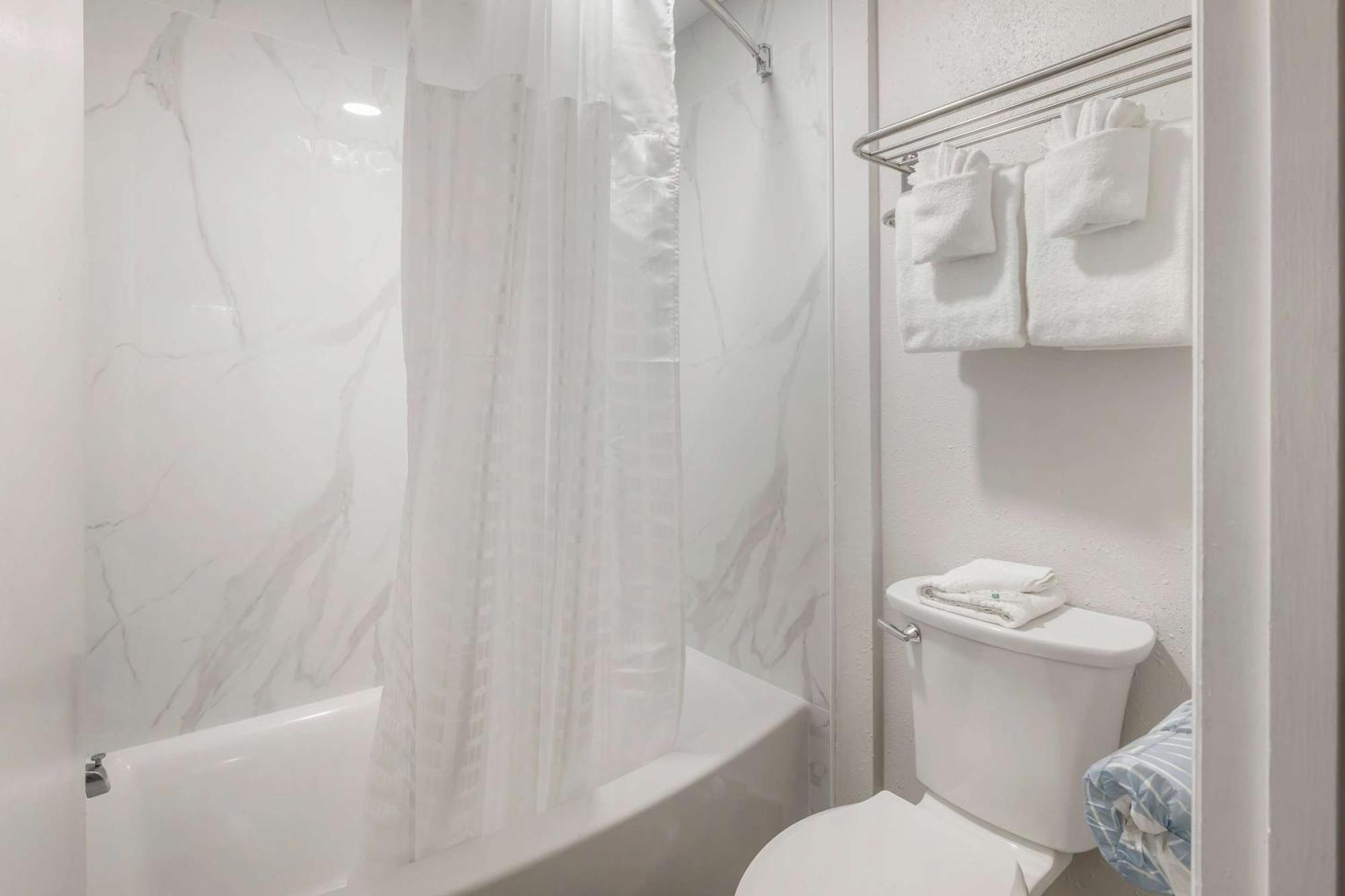 Quality Inn Washington Nc Экстерьер фото